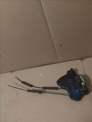 Toyota Corolla Verso (AR10) Bal első ajtózár 2734