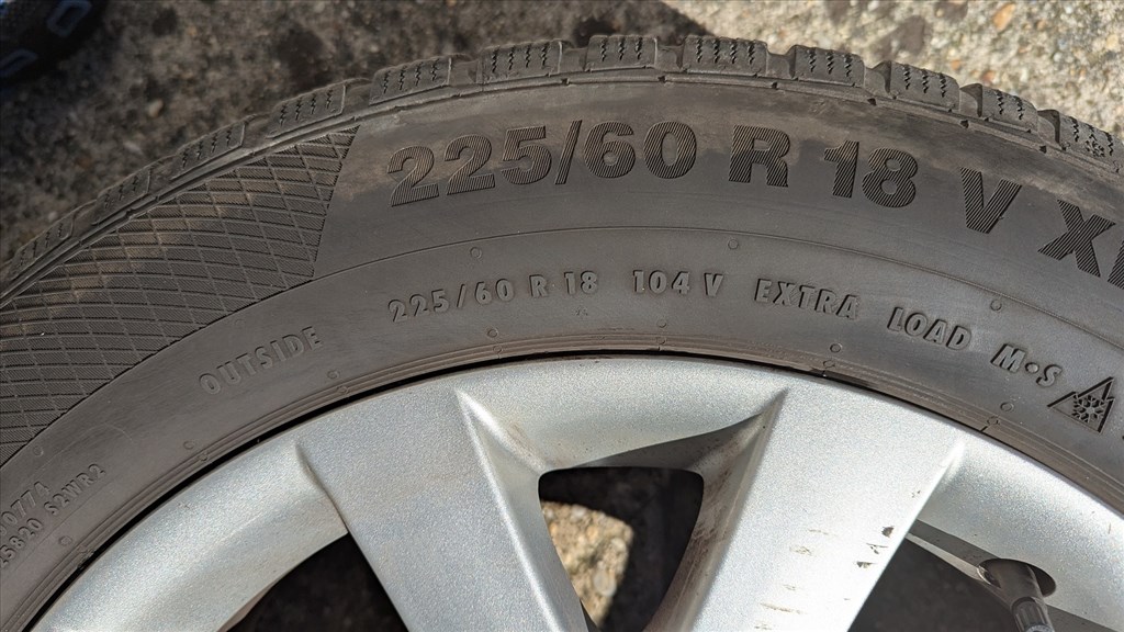  Mazda CX-5 (CX-3) gyári 18" könnyűfémfelni 225/60 r18 Continental wintercontact téli gumikkal 3. kép