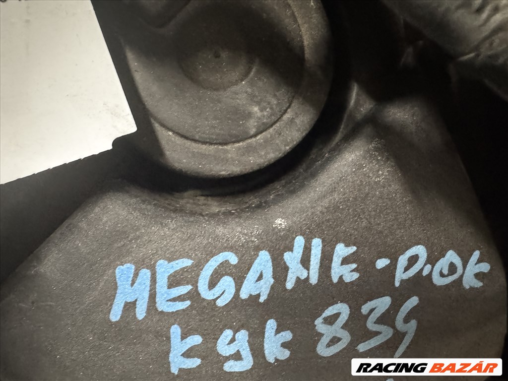 Renault Mégane III Fluence 1.5dCi motor K9K834-kódu 3. kép