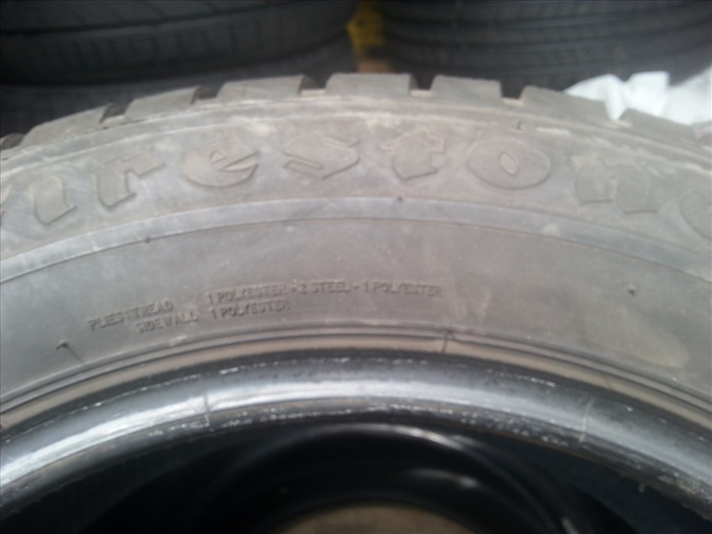  185/60R15 Firestone téli gumi  6. kép