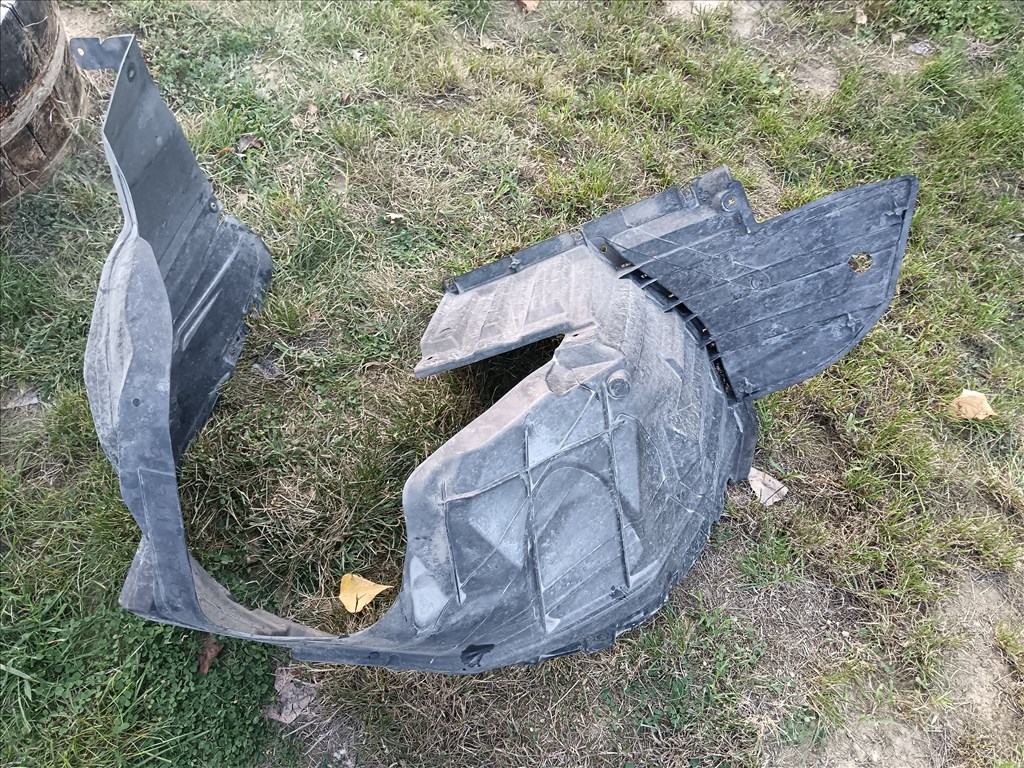 Suzuki Vitara első lökhárító 7171154p 8. kép