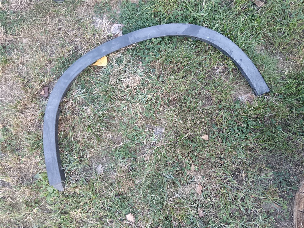 Suzuki Vitara első lökhárító 7171154p 12. kép