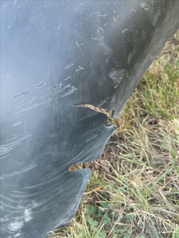 Suzuki Vitara első lökhárító 7171154p 16. kép