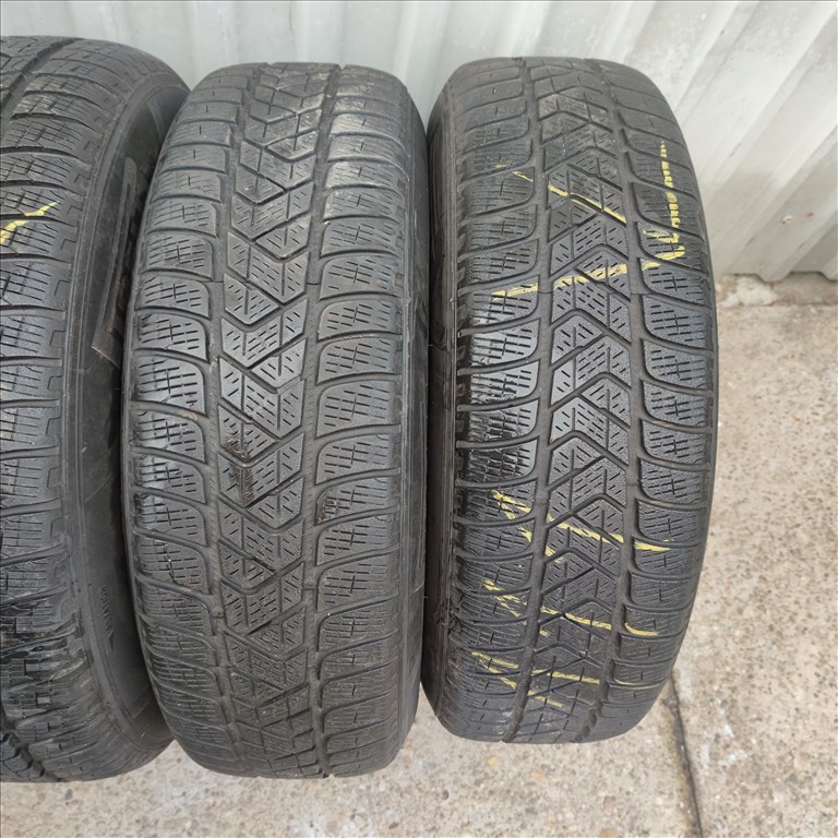 215/65 R17 Pirelli téli gumi 10000ft a 2db/160/ 3. kép