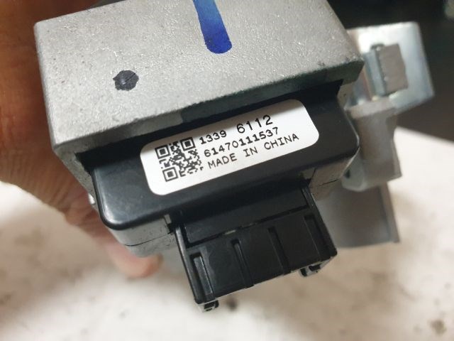 Opel Astra K Gyújtáskapcsoló ház  39033400 5. kép