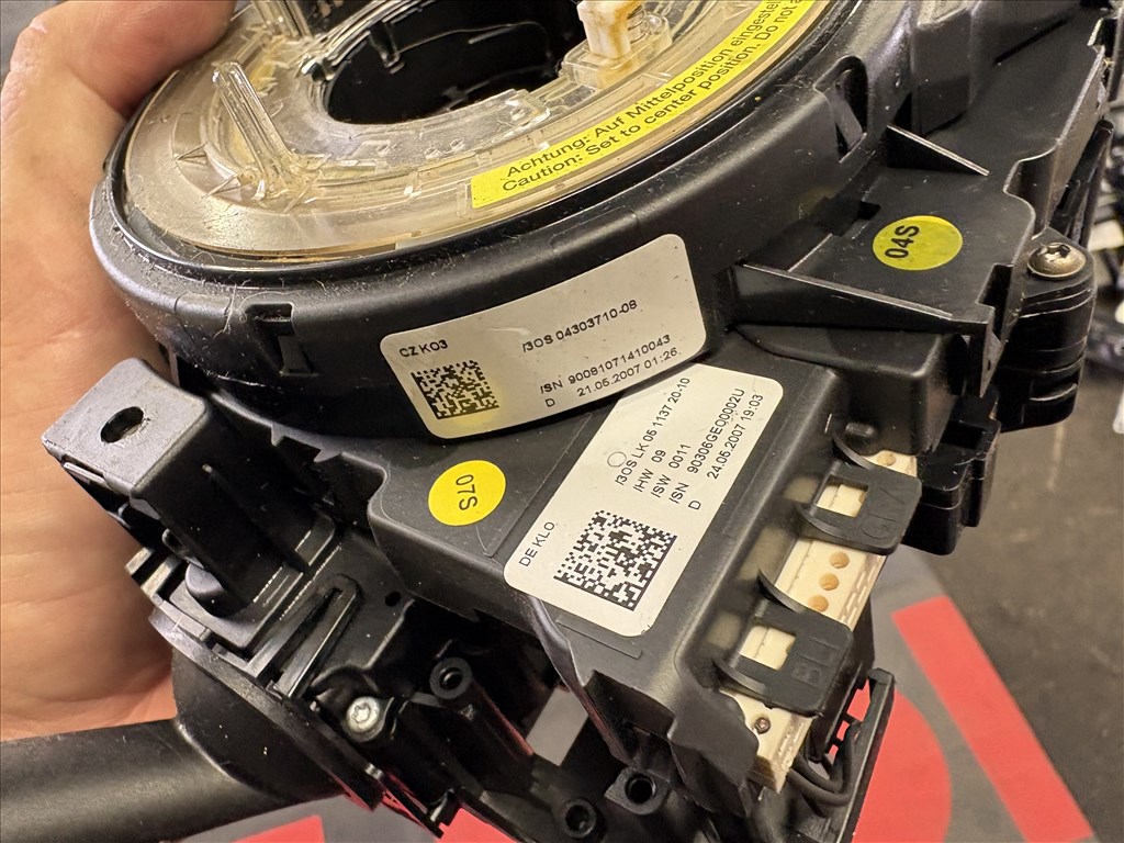 Audi A5 (B8 - 8T) B8 - 8T kormánykapcsoló  2. kép