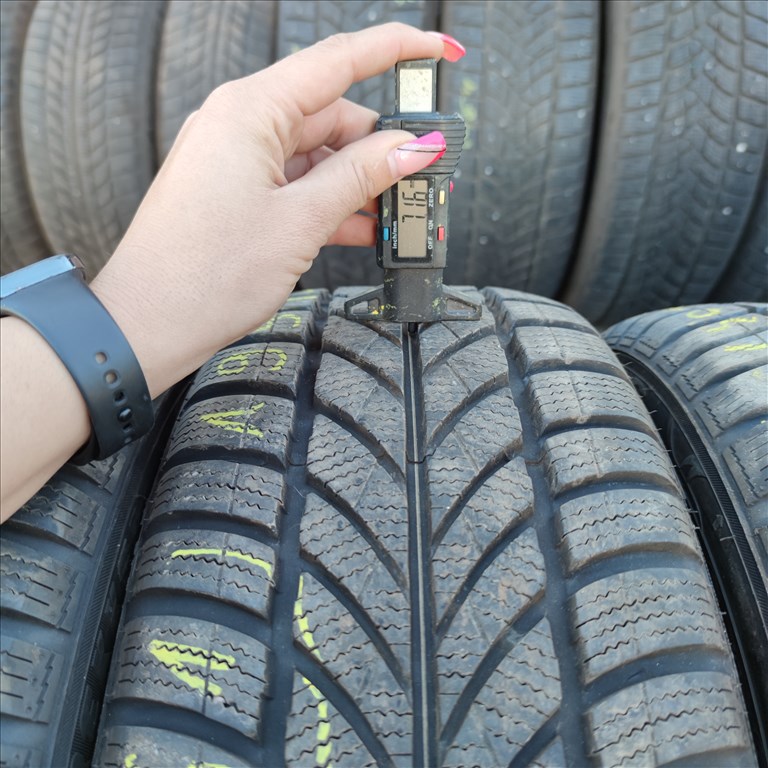  195/50 R16 Maxxis téli gumi 70000ft a 4db/241/ 2. kép