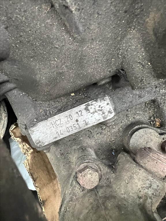 Volkswagen Transporter T5 bontott alkatrészei 7. kép