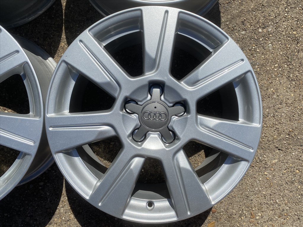4db gyári 17" Audi A6 - A4 alufelni. (4068) 2. kép