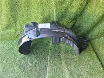 SUZUKI SX4 S-Cross II Jobb első Dobbetét (Kerékjárati, Műanyag) 7232164R