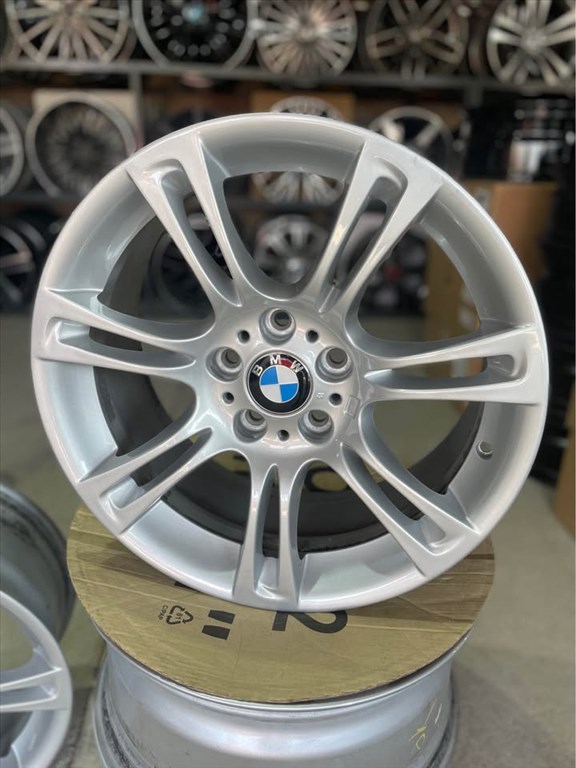  BMW Style 350 gyári 18” alufelni 1. kép