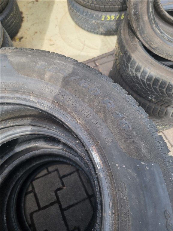  225/6016" újszerű Pirelli Sottozero Winter 210 Serie II téli gumi 4db  6. kép