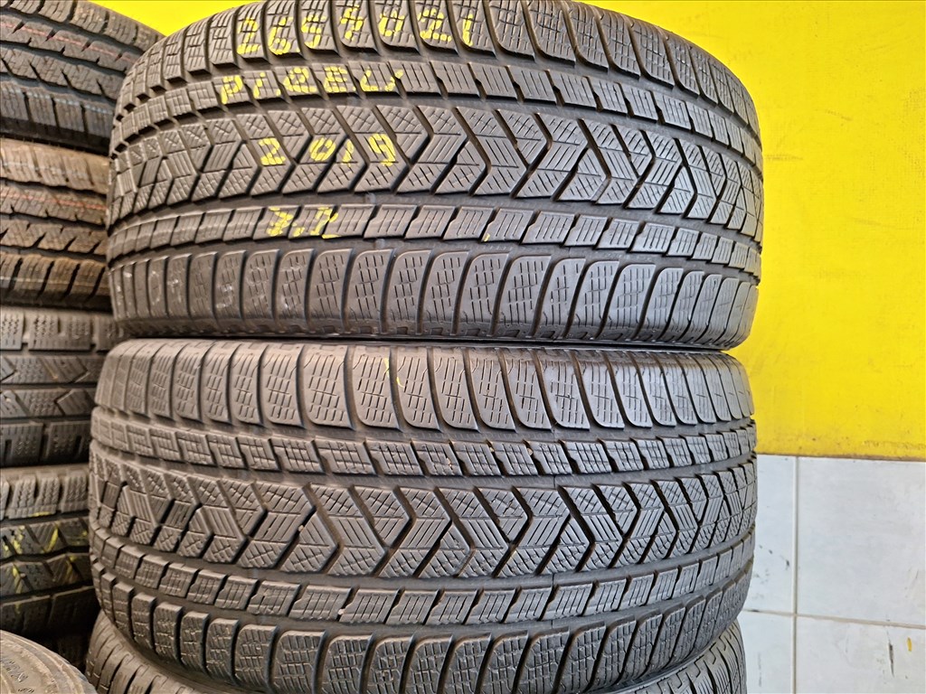  21" Pirelli (2 széles) téli gumi  4. kép