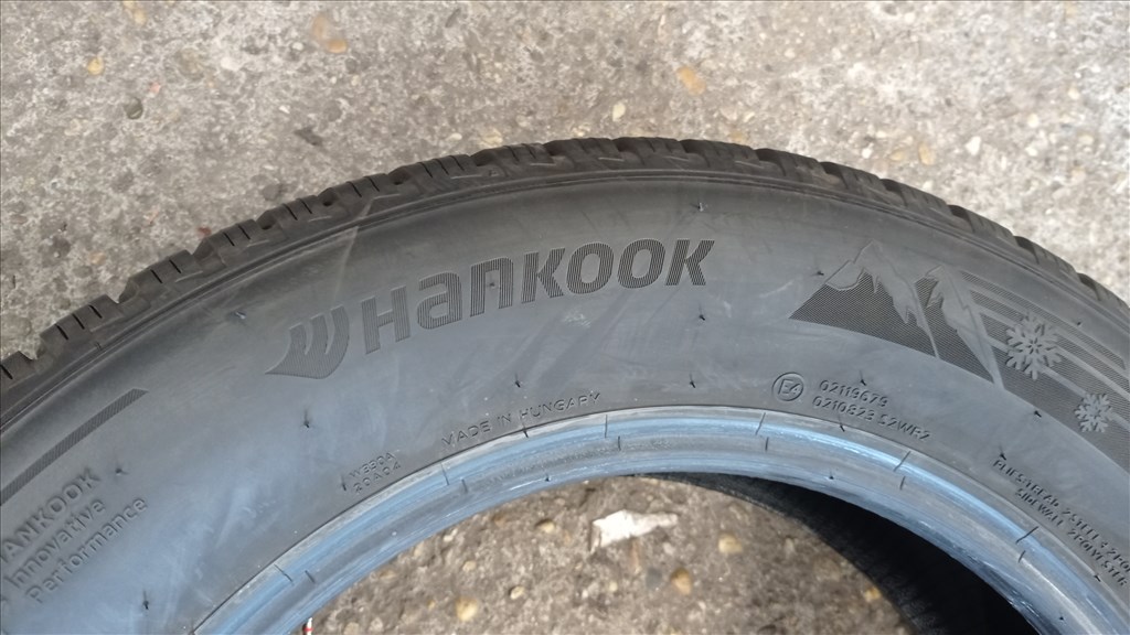  215/6517" használt Continental téli gumi gumi 4. kép