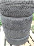 215/50R18 Goodyear UltraGrip Performance3 újszerű téli gumi