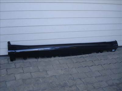 BMW X6 M-Sport Jobb Küszöb Borítás 51778056468 2016-tól