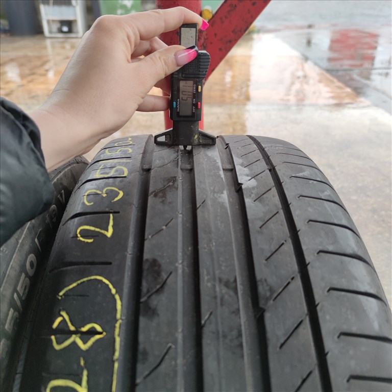 235/50 R19 Continental nyári gumi 15000ft a 2db/128/ 2. kép