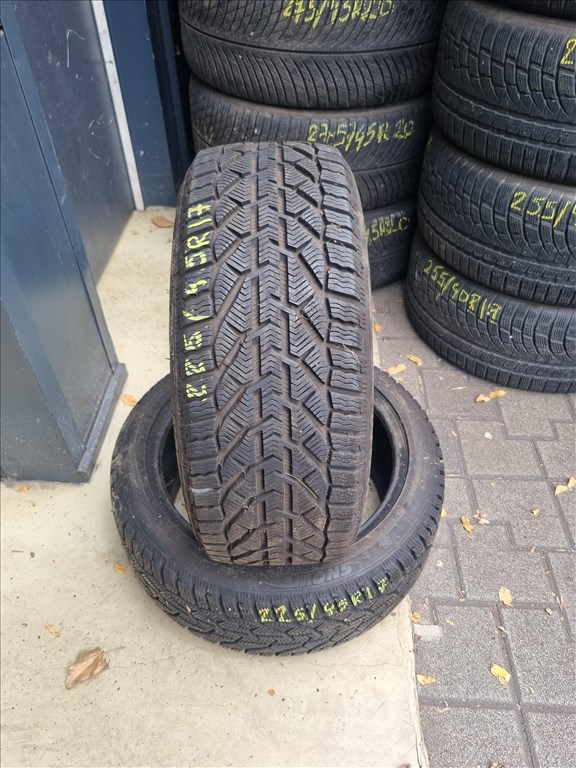  225/4517" újszerű Sebring Snow téli gumi 2db  3. kép
