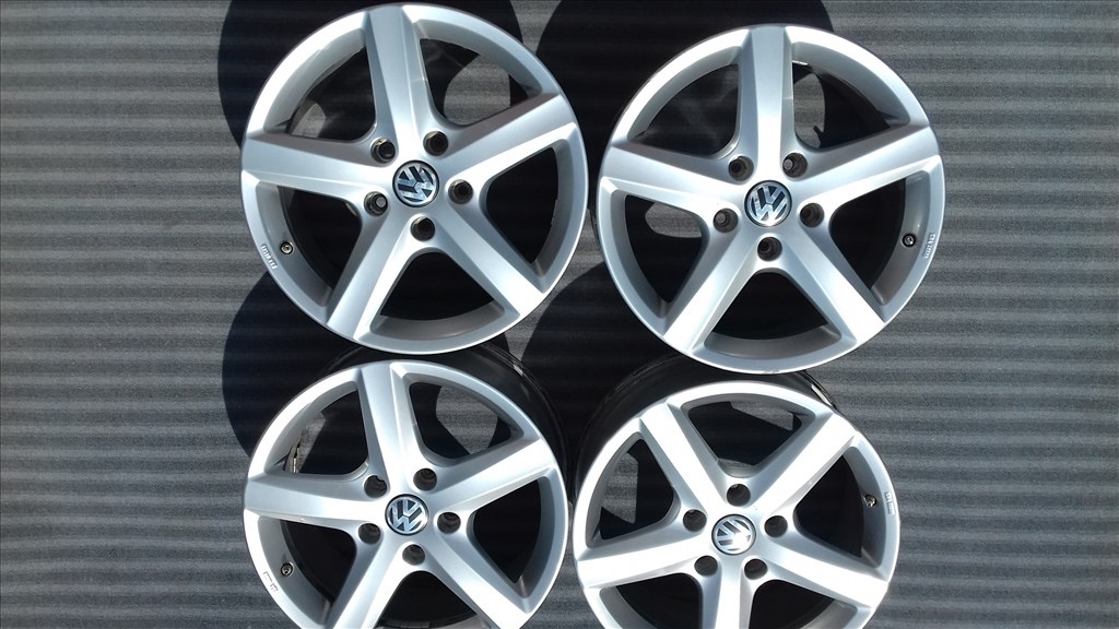  5x130 lyukosztású 8J 18" gyári Vw Touareg alufelni / Q7 Cayenne 1. kép