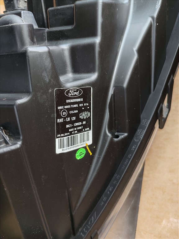 BK21-13W030-BH Ford Transit costum Bal elsó 2014 8. kép