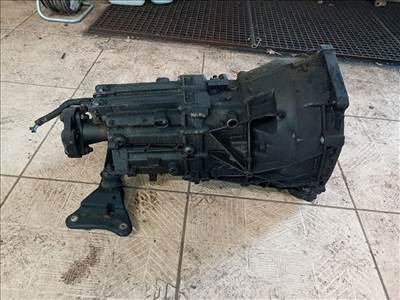 BMW 3 E90 318 d - Váltó (Mechanikus)