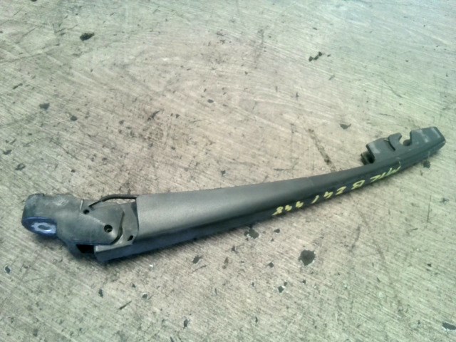 SUZUKI SWIFT 05-10 Ablaktörlő kar hátsó 1. kép