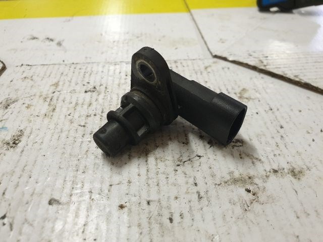 Opel Astra H 1.9 CDTI Vezérműtengely fordulatszám jeladó Z19dth  46798364 2. kép