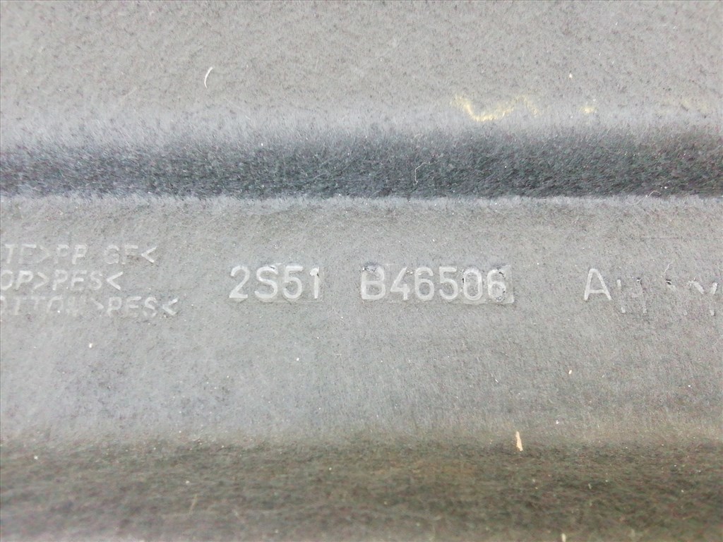 211106 Ford Fiesta 2002-2008 kalaptartó 2S61A46506AJ 3. kép