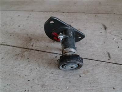 FIAT SEICENTO 98- Csomagtérajtó dugózár