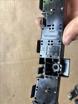 Honda CR-V IV Lökhárító tartó 17758f2