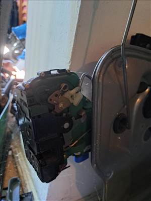 Seat Ibiza III bal első ajtózár szerkezet 