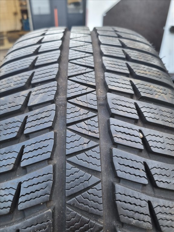  225/5517" újszerű Falken Eurowinter HS449 téli gumi 4db  4. kép