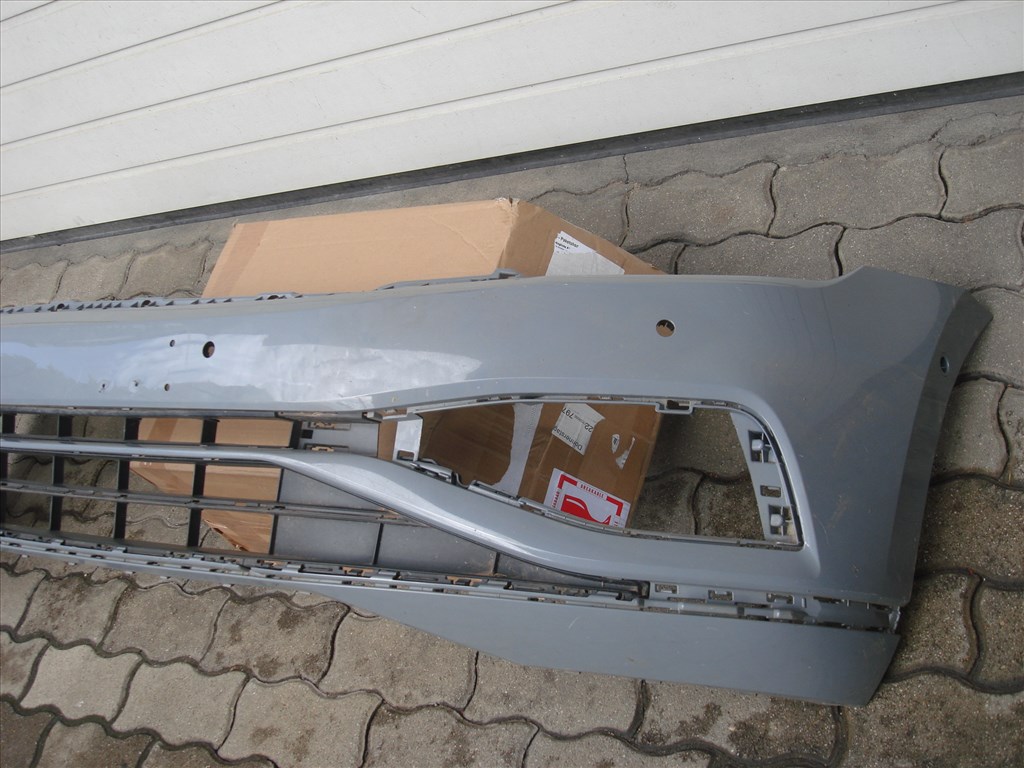 VW Passat B8 Facelift radaros első lökhárító 3G0807221F 2019-től 3. kép