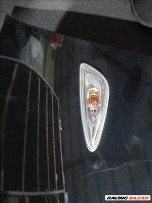 Kia Cee'd (JD) oldalvillogó 