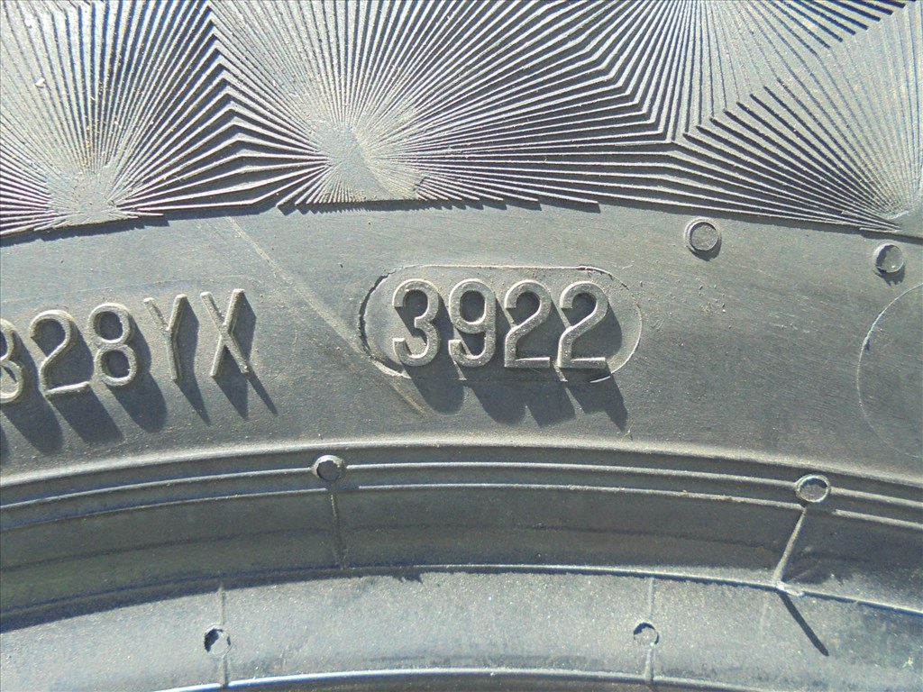 Vadi Új 205/60 R 16-os Continental Prémium Contact 6-os nyári gumi eladó 4. kép