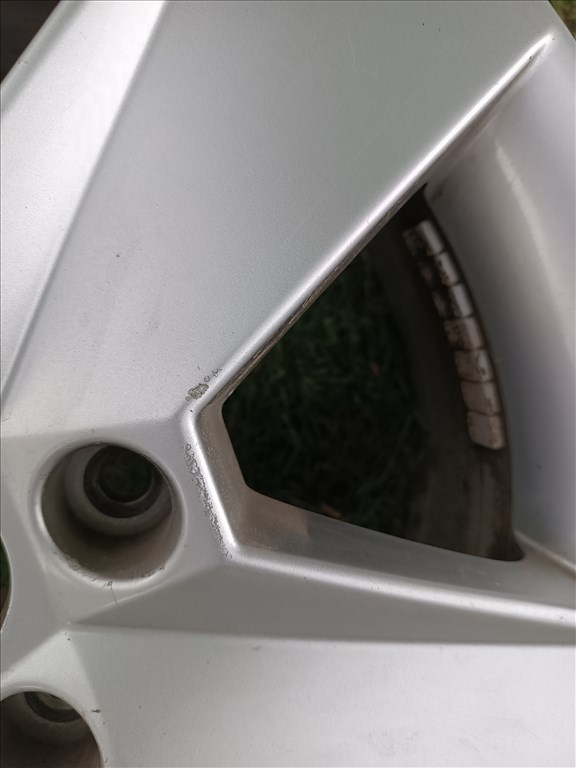 Skoda Octavia III felni eladó! 5E0601025H 8Z8 4. kép