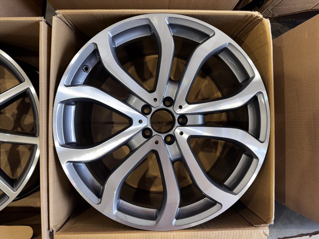 R21 Original mercedes 10J ET52 - A292 401 1400 / A2924011400 1db felni alufelni 1. kép