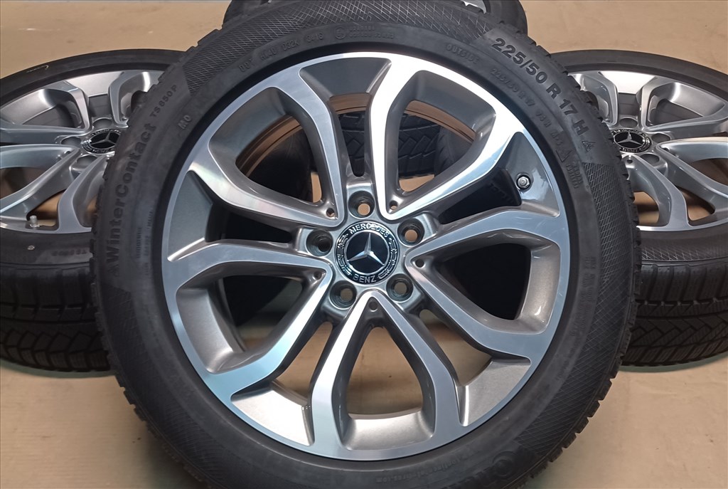 Mercedes W205 C klasse 5x112 7x17 ET48,5 225/50 R17 téli gumikkal 4db 1. kép