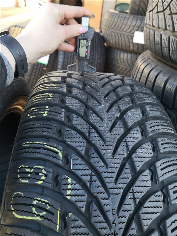 235/50 R19 és 255/45 R19 Nokian téli gumi 115000ft a 4db/63/ 1. kép