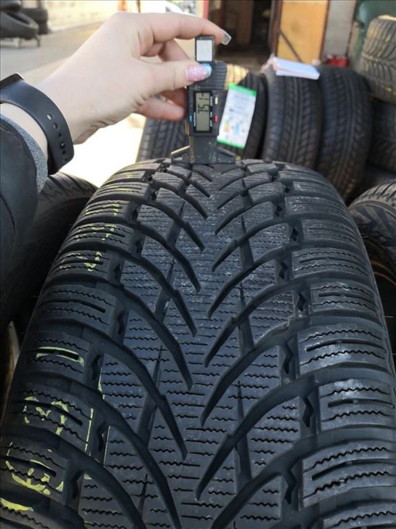 235/50 R19 és 255/45 R19 Nokian téli gumi 115000ft a 4db/63/ 2. kép
