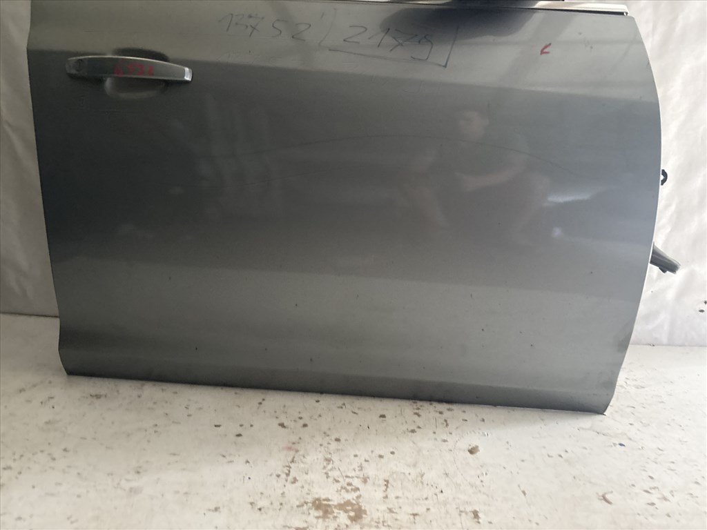 13752 Opel Astra J Jobb első Ajtó Szürke Z179 3. kép