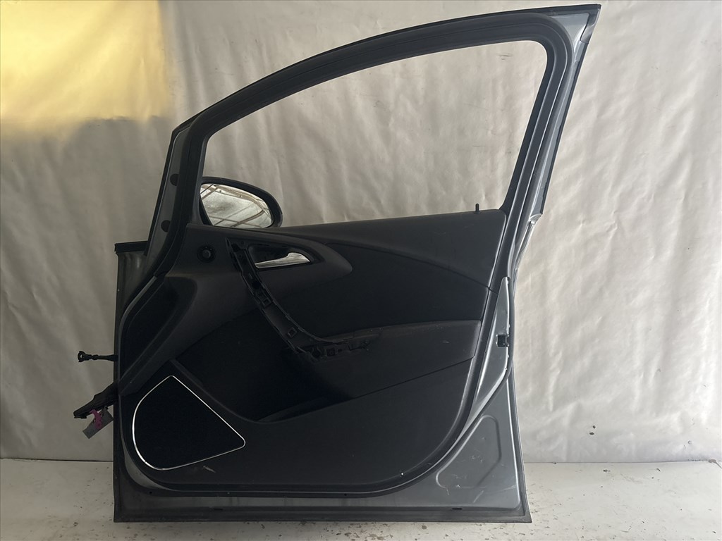 13752 Opel Astra J Jobb első Ajtó Szürke Z179 4. kép