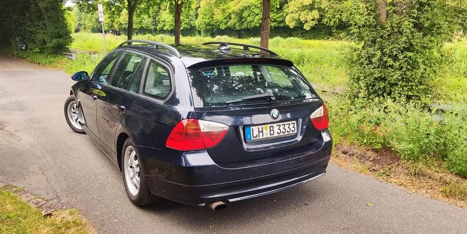 BMW 3-as sorozat (E90, E91, E92, E93) bontott alkatrészei 3. kép