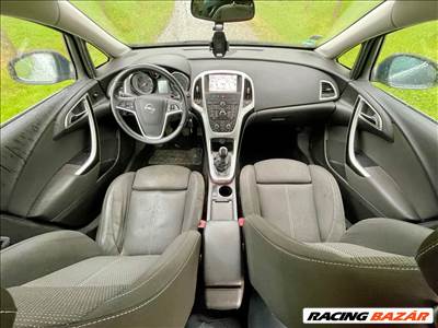 Opel Astra J 1.7 CDTi Gyári Bontott Alkatrészei Eladó A17DTS / Karosszéri Vágott negyed