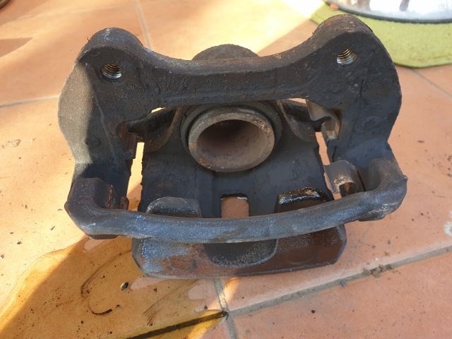 Opel Astra J GTC Bal első fékmunkahenger  ta134 3. kép