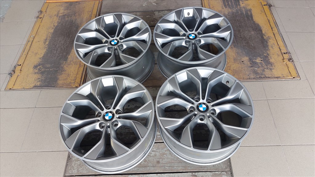  5x120 2 széles Gyàri X3 19" Alufelni  4. kép