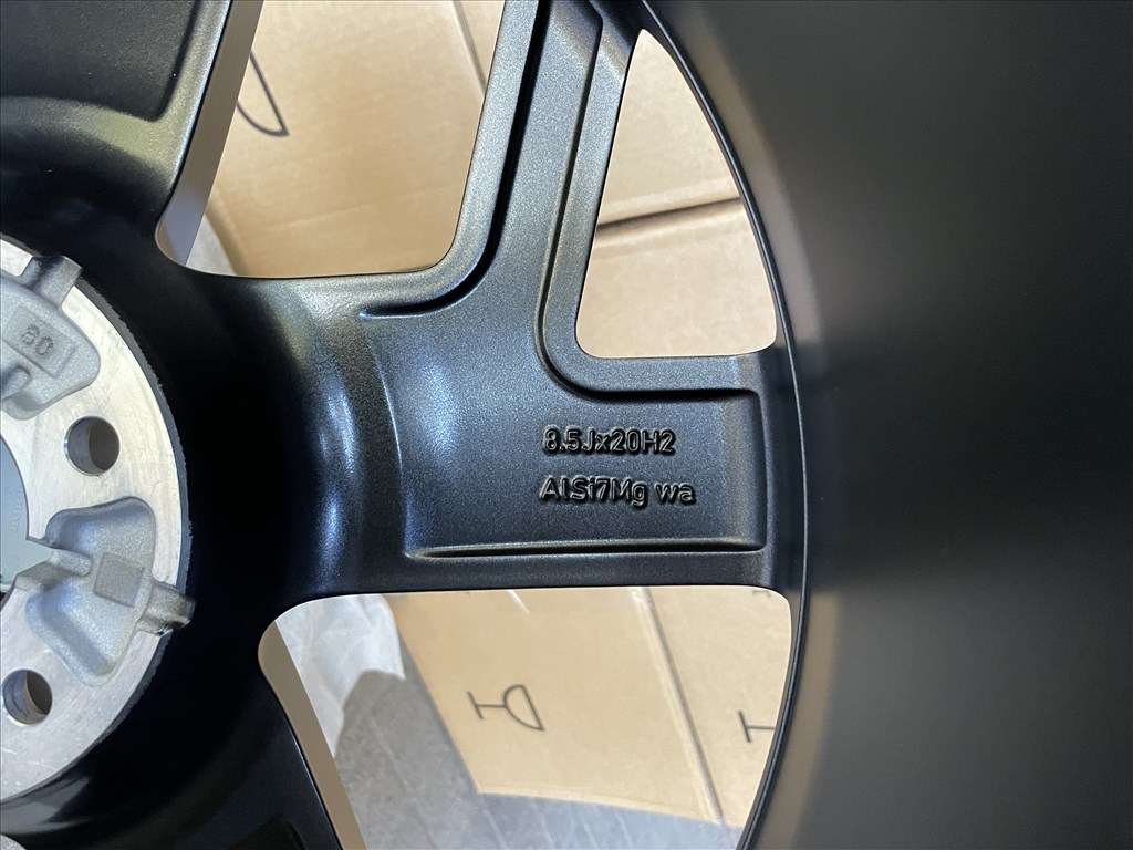 HYUNDAI IONIQ 5 IONIQ 6 vadonatúj gyári 20” alufelni garnitúra ELADó! 7. kép