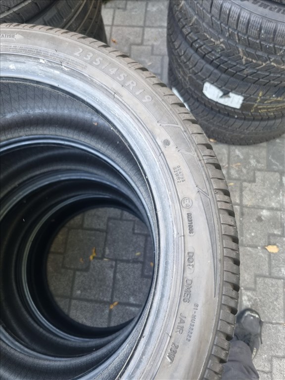  235/4519" újszerű Dunlop SP WinterSport 3D téli gumi 4db  5. kép