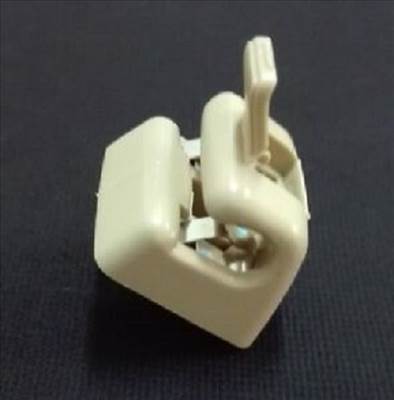 Mercedes 260 W126 Napellenző tartó beige 1268100012