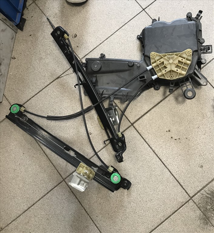 Seat León II 1P - jobb első ablakemelő szerkezet 1. kép